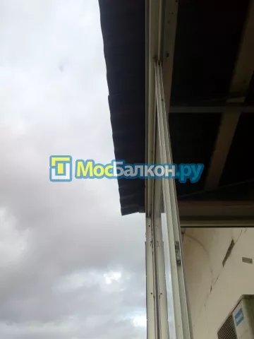 Крыша на балконе в Королёве монтаж и ремонт по выгодной цене от МосБалкон