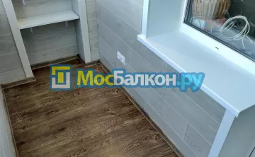 Отделка балкона и лоджии пластиковыми ПВХ панелями в Королёве от компании МосБалкон