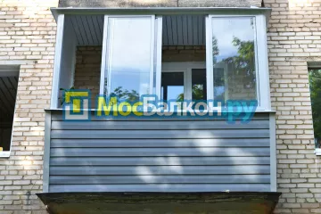 Заказать балкон в Королёве цена от 1320 руб | Остекление балконов и лоджий МосБалкон