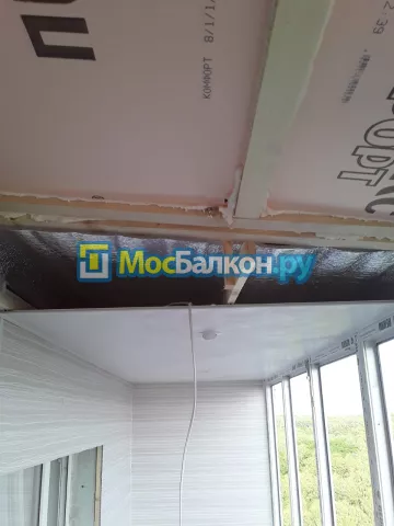 Крыша на балконе в Королёве монтаж и ремонт по выгодной цене от МосБалкон