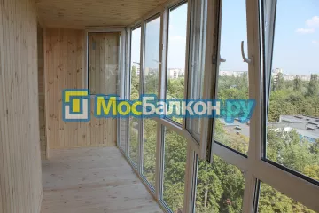 Отделка балкона и лоджии пластиковыми ПВХ панелями в Королёве от компании МосБалкон