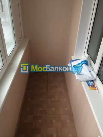 Отделка балкона и лоджии пластиковыми ПВХ панелями в Королёве от компании МосБалкон