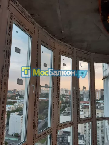 Панорамное остекление заказать под ключ по выгодной цене в Королёве от компании МосБалкон