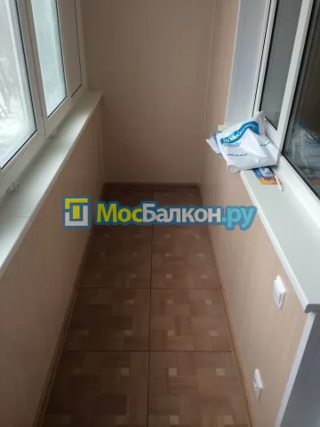 Отделка балкона и лоджии пластиковыми ПВХ панелями в Королёве от компании МосБалкон