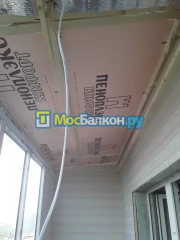 Крыша на балконе в Королёве монтаж и ремонт по выгодной цене от МосБалкон