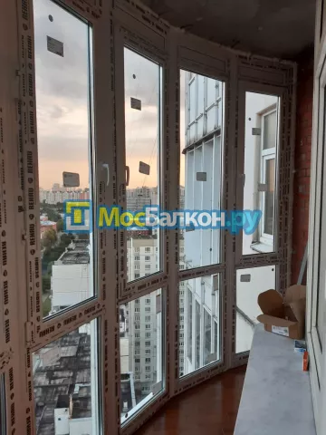 Панорамное остекление заказать под ключ по выгодной цене в Королёве от компании МосБалкон