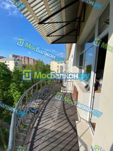 Крыша на балконе в Королёве монтаж и ремонт по выгодной цене от МосБалкон